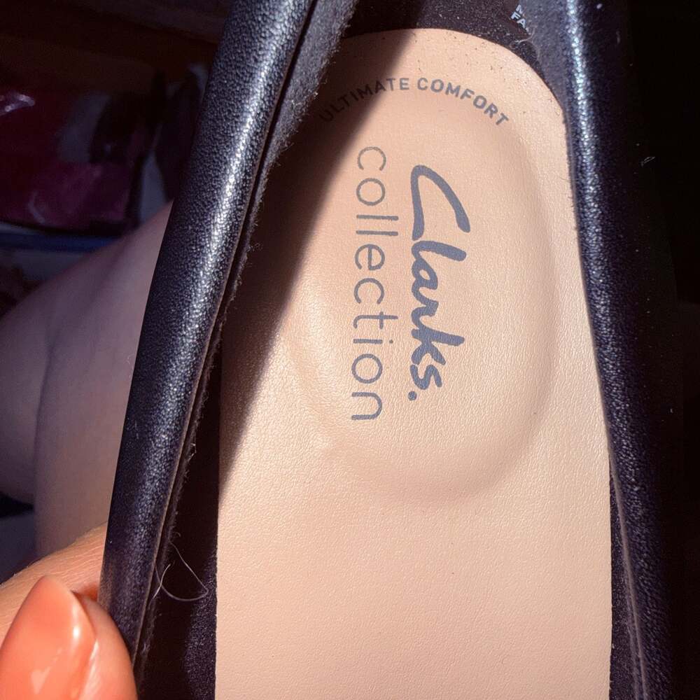 New Clarks Collection Black Leather Pumps Size 7 - Picture 6 of 6
